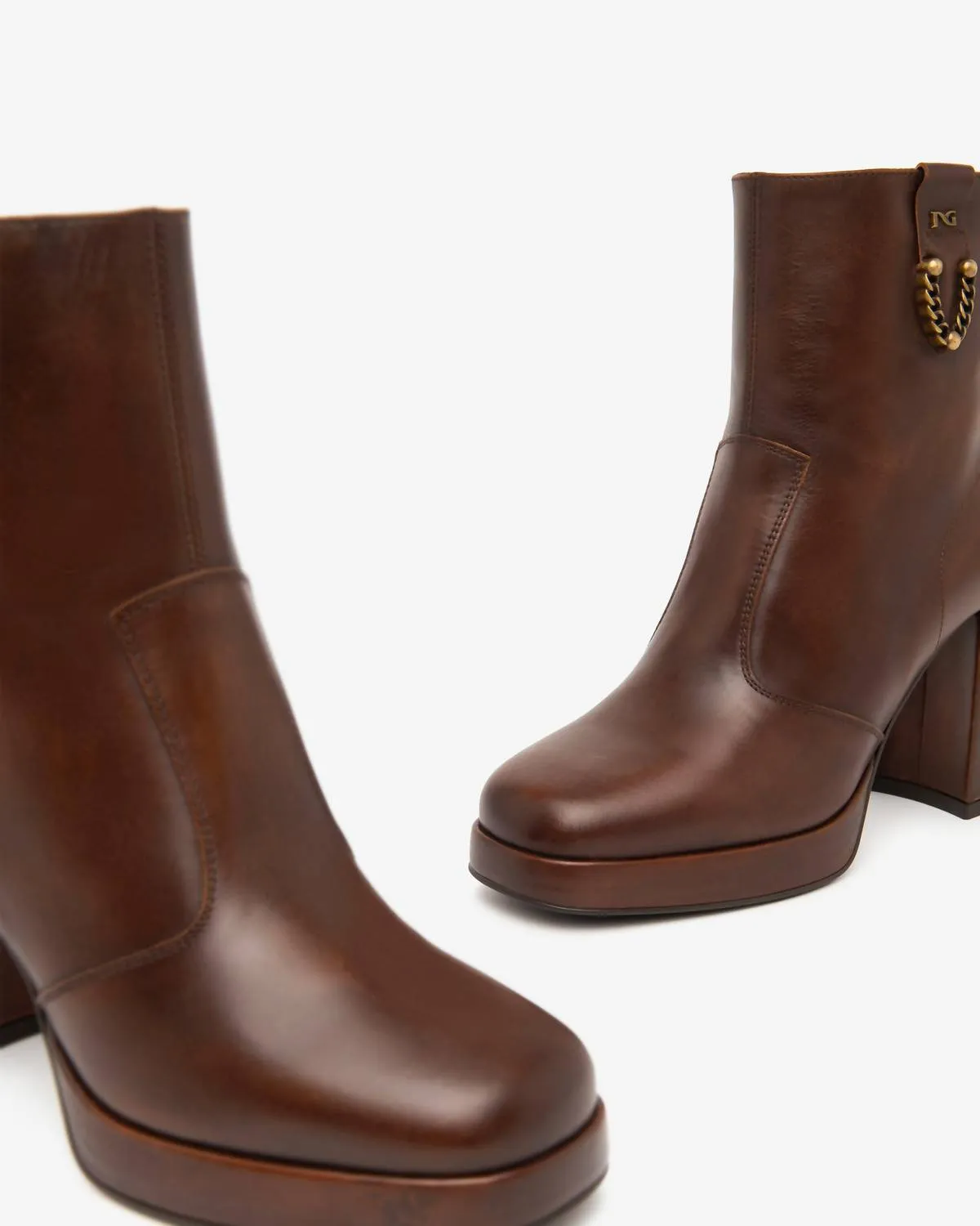 Delavato Women's Ankle Boot In Beige