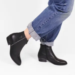 Delman Leather Boots In Black