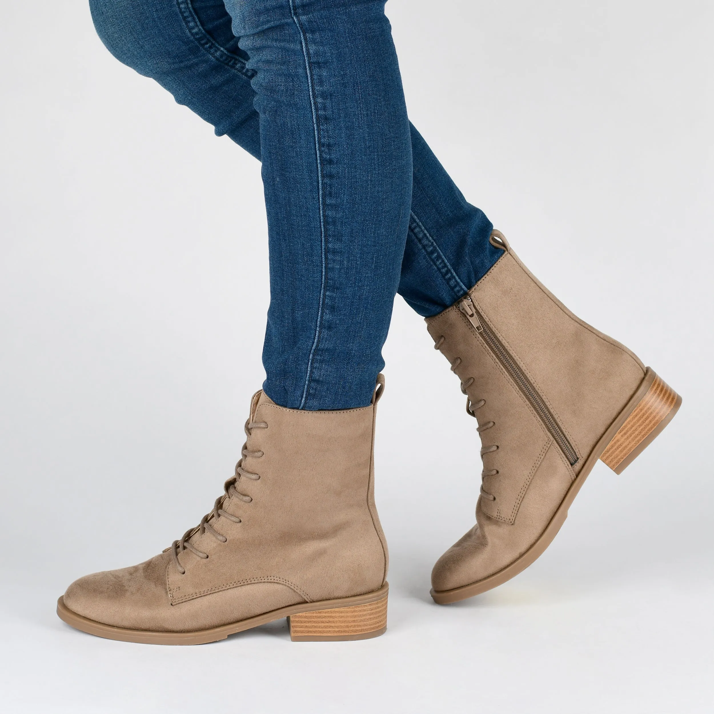 Journee Women's Vienna Boot