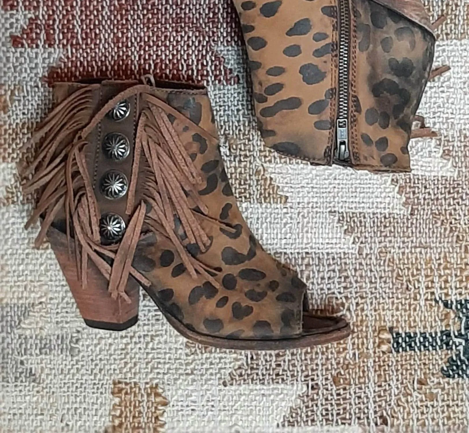 Mindy Peep Toe In Chita Miel