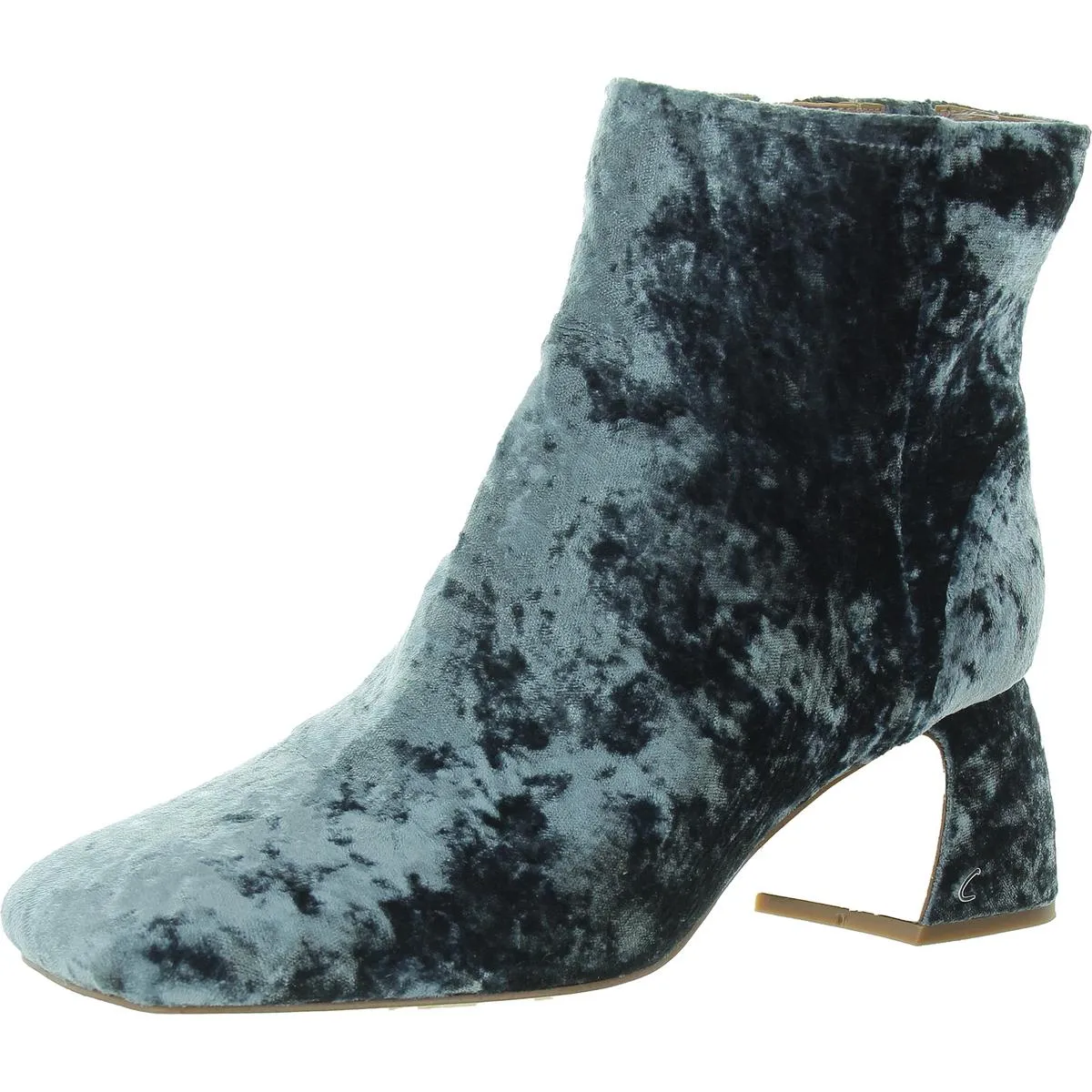 Ozzie Womens Ankle Boots