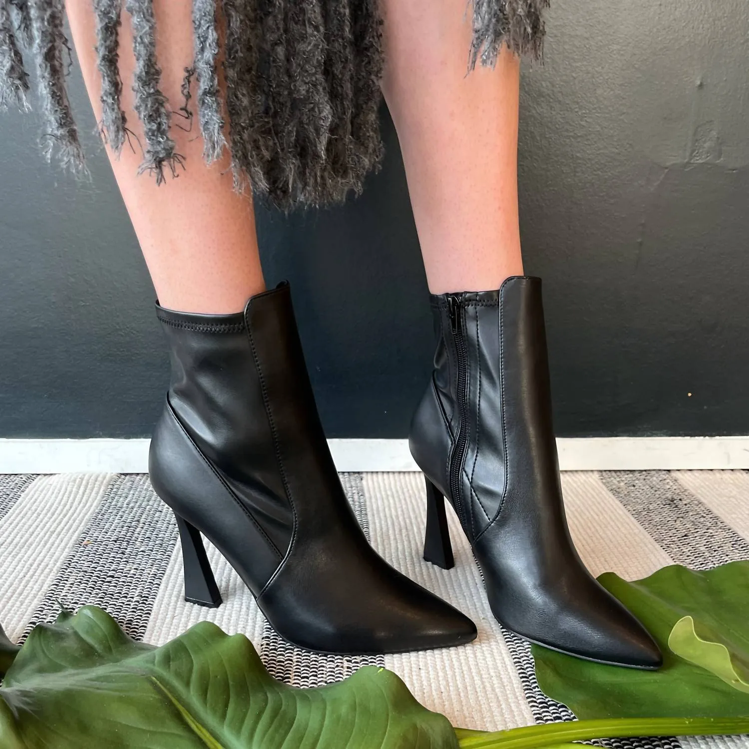 Rising Bootie In Black