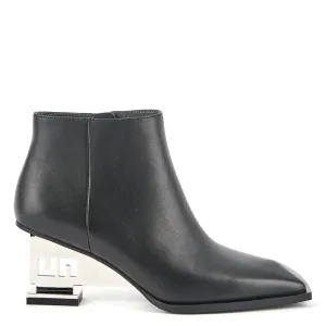 Un Bootie Mid Ii
