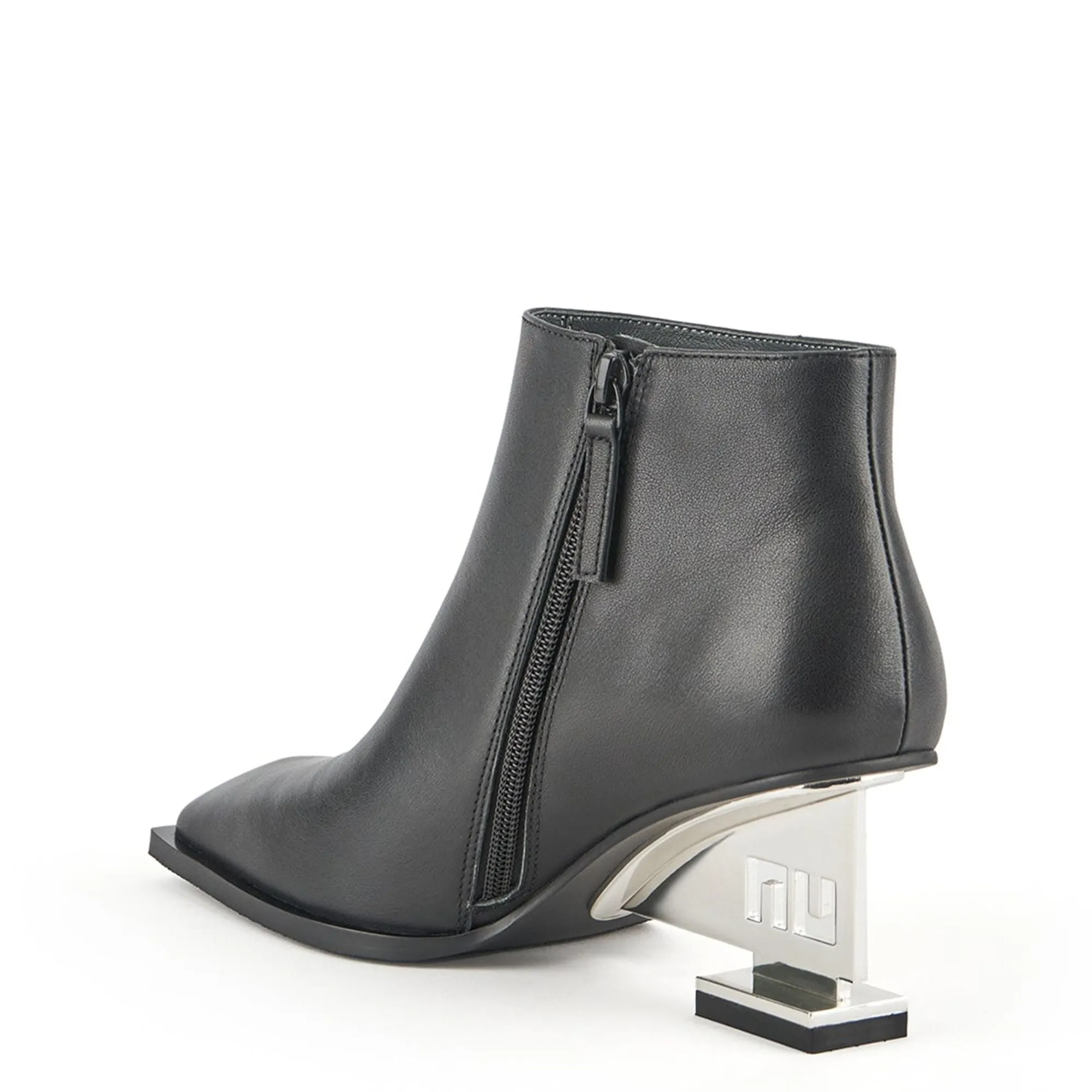 Un Bootie Mid Ii