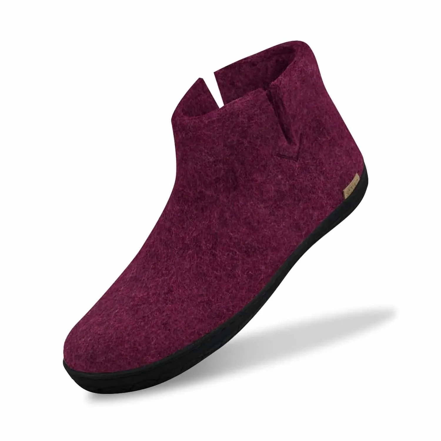 Unisex Felt Low Boots With Black Rubber Sole In Cranberry