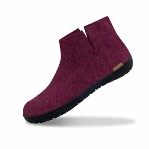 Unisex Felt Low Boots With Black Rubber Sole In Cranberry