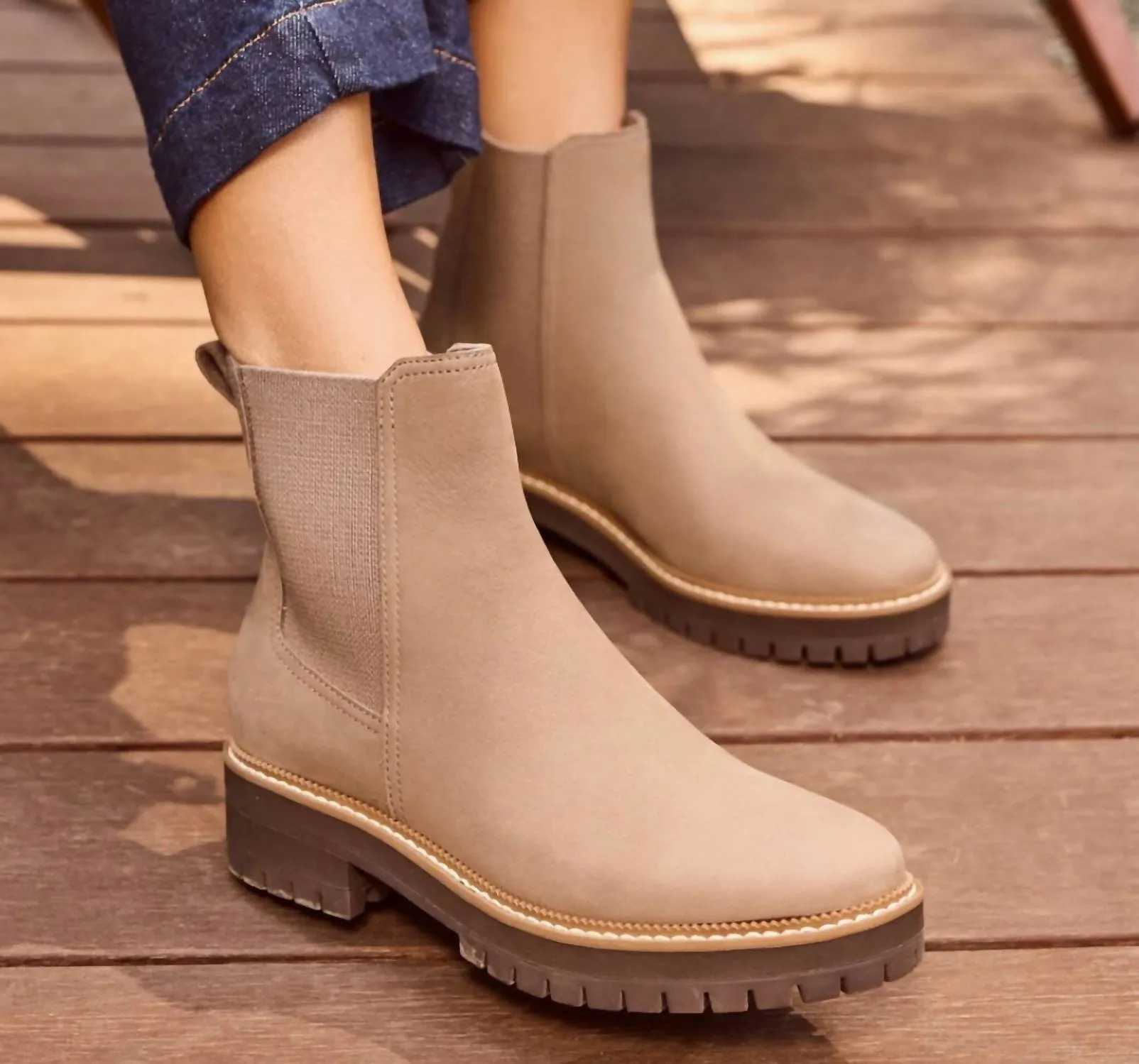 Women Bennet Boot In Nubuck Natural Leather