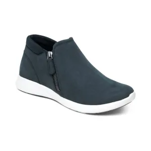 Women's Addie Arch Support Boot In Navy