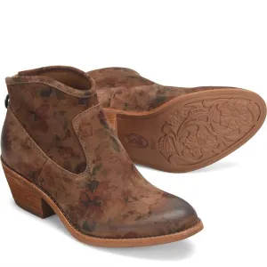 Women's Aisley Bootie In Brown Floral