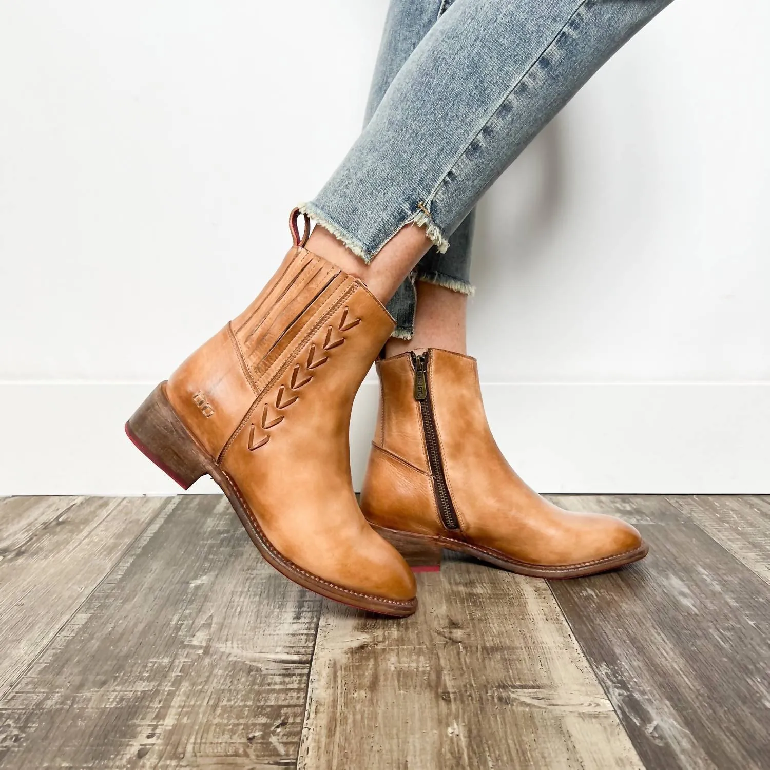 Women's Alina Bootie In Tan Rustic