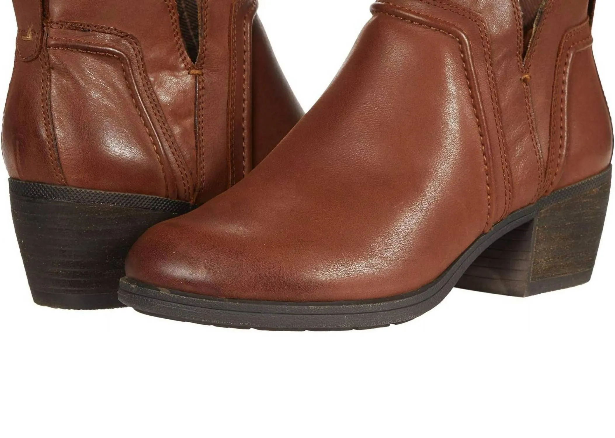 Women's Anisa V-Cut Bootie In Tan