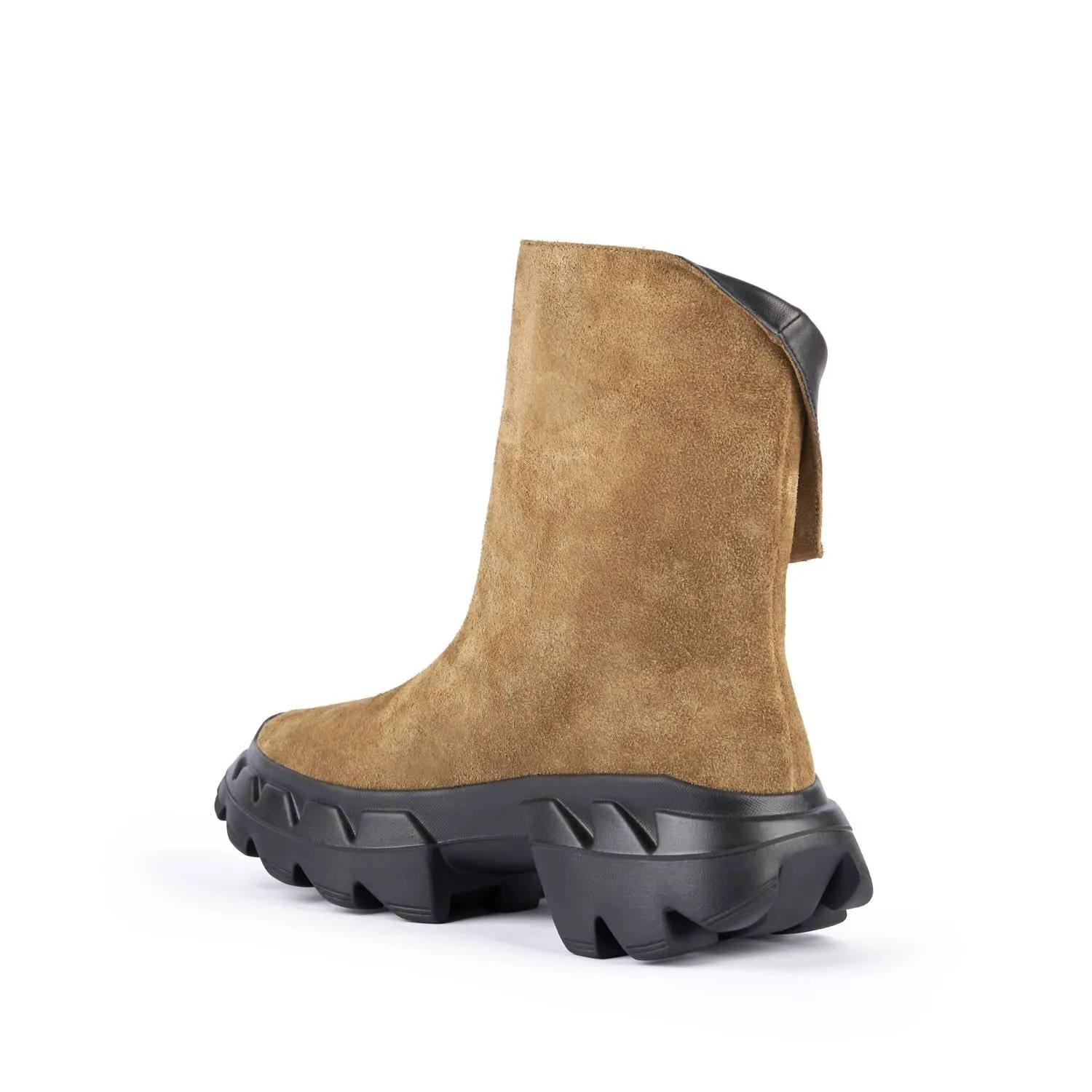 Women's Arko Bucky Boot In Sand