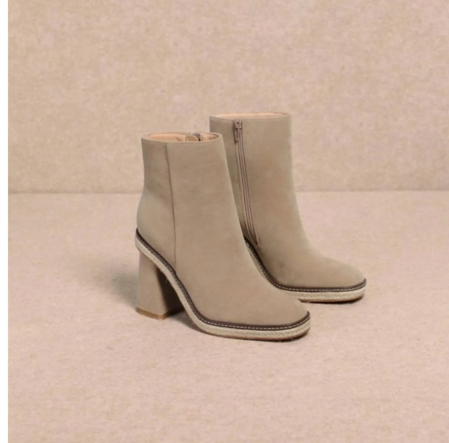 Women's Atlas Platform Ankle Bootie In Taupe