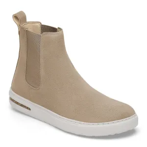Women's Bend Chelsea Boot In Taupe