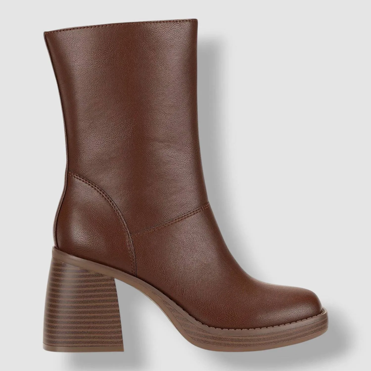 Women's Brown Aleenn Ankle Boot In Walnut