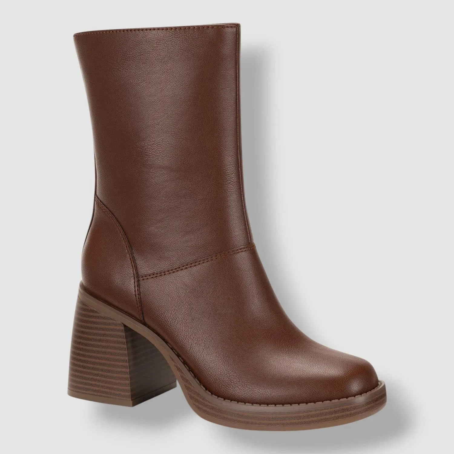 Women's Brown Aleenn Ankle Boot In Walnut