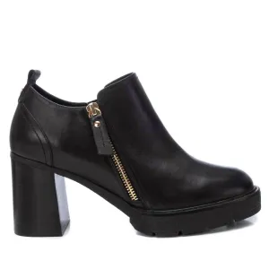 Women's Carmela Collection Booties In Black
