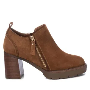 Women's Carmela Collection Booties In Camel
