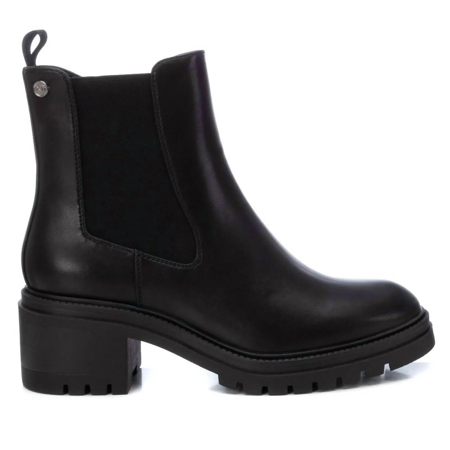 Women's Chelsea Booties In Black