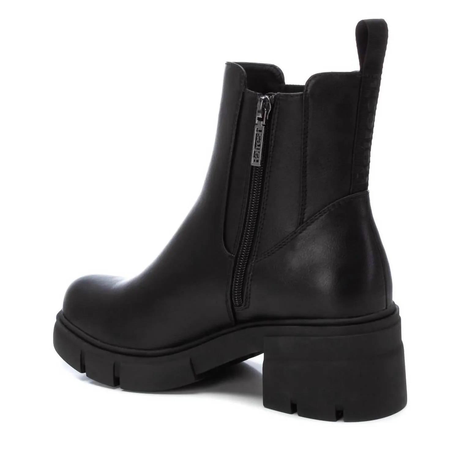 Women's Chelsea Booties In Black