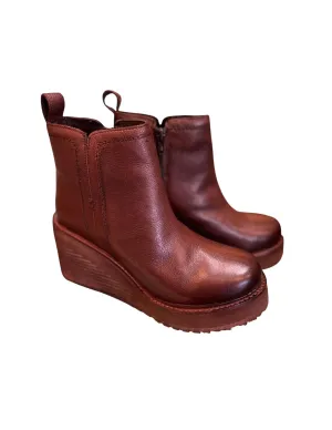 Women's Comet Ride Boot In Brown