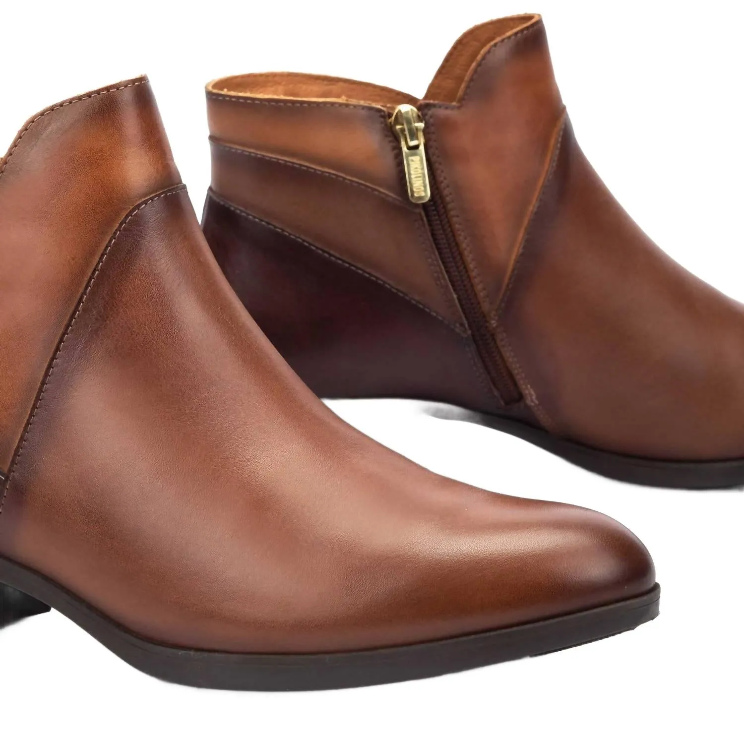 Women's Daroca Ankle Boot In Cuero