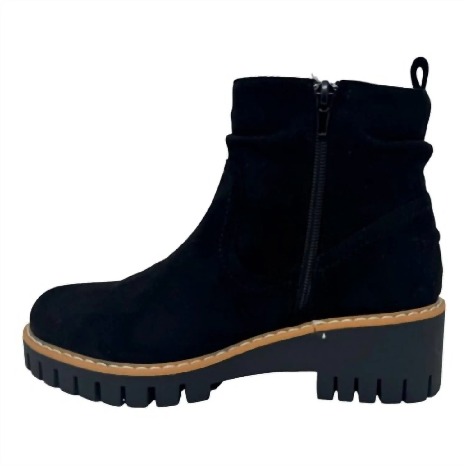 Women's Dashing Sueded Boot In Black