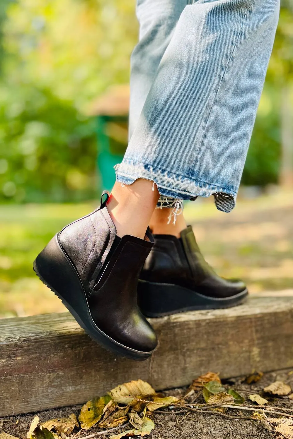 Women's Emeree Bootie In Black
