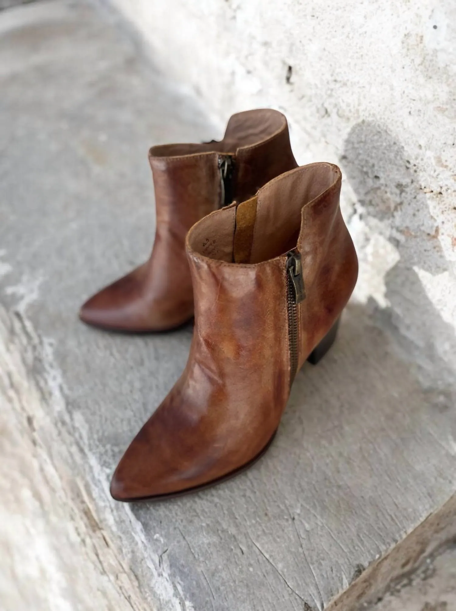 Women's Eri Boots In Brown