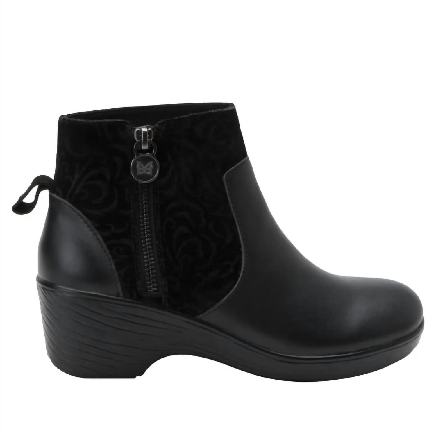 Women's Fashion Boots In Deluxe