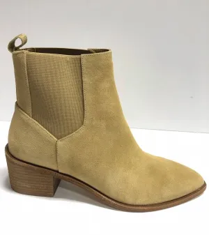 Women's Filip Suede Bootie In Beige