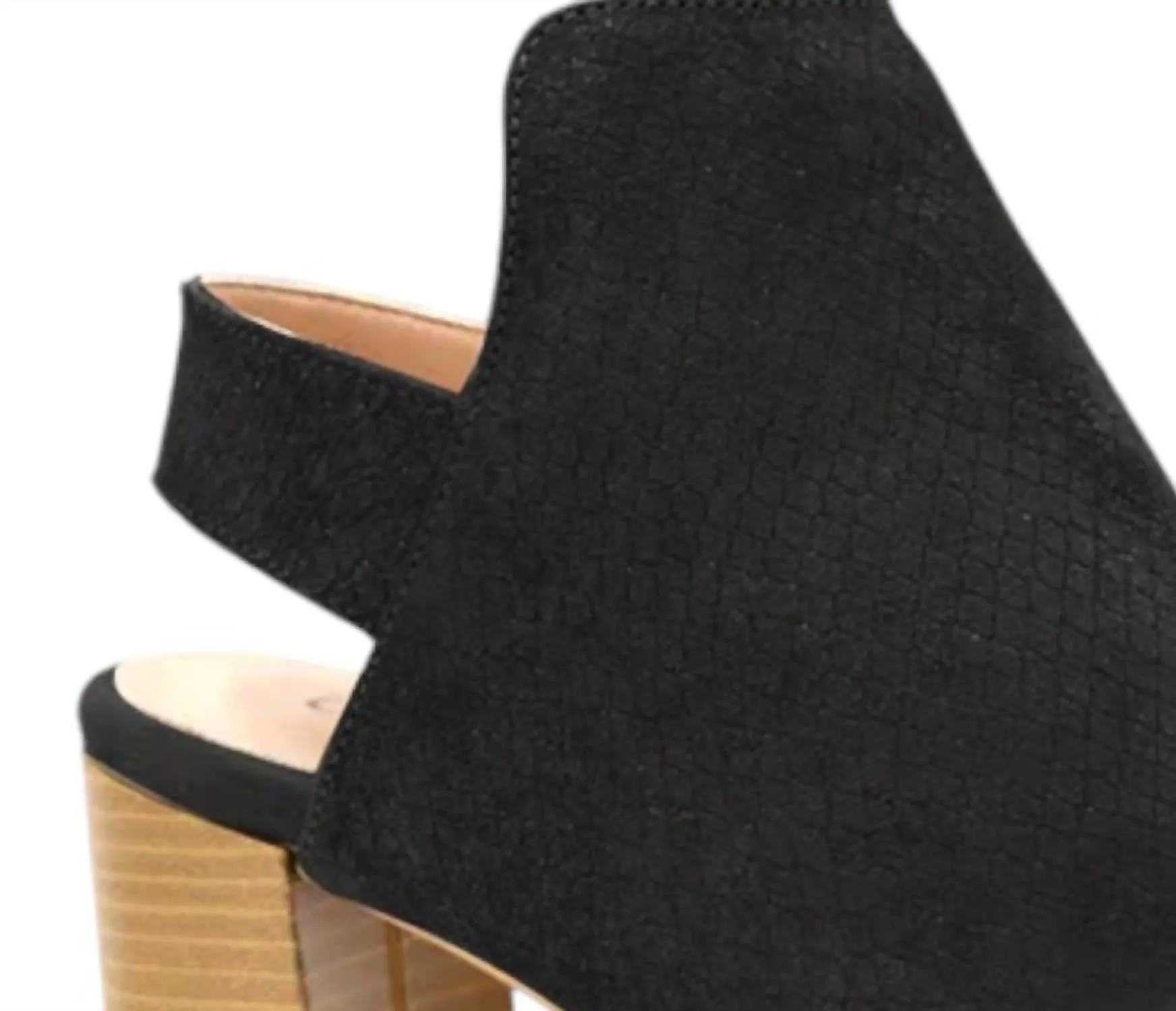 Women's Gwen Peep Toe Bootie In Black