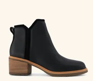 Women's Hailey Boots In Black Leather