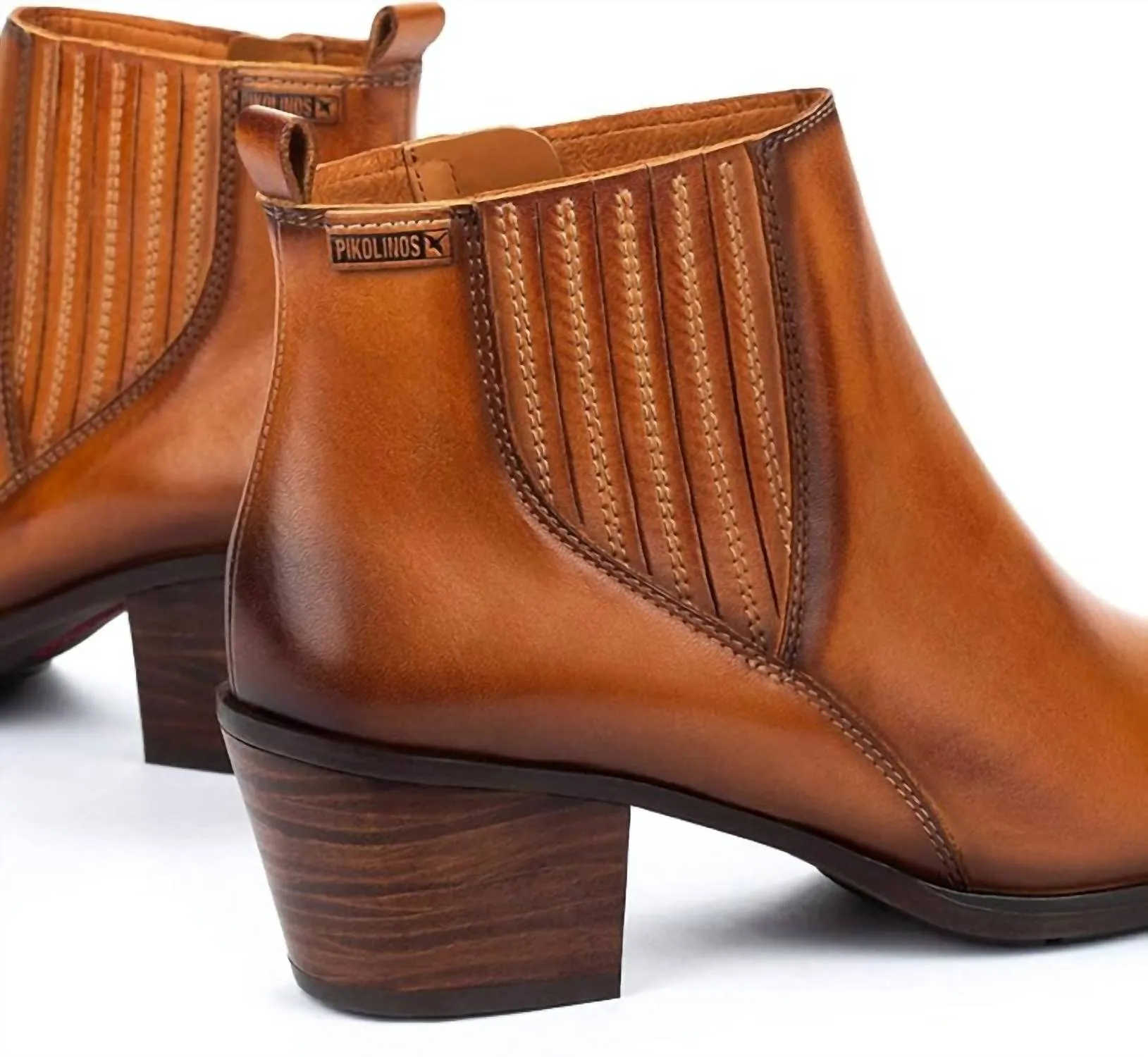 Women's Huelma Boots In Brandy