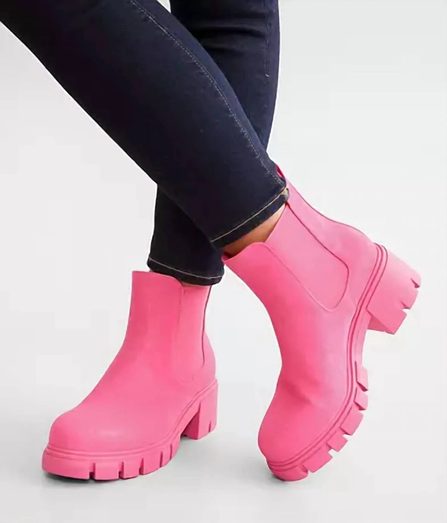 Women's Ivy Lug Bootie - Medium In Pink