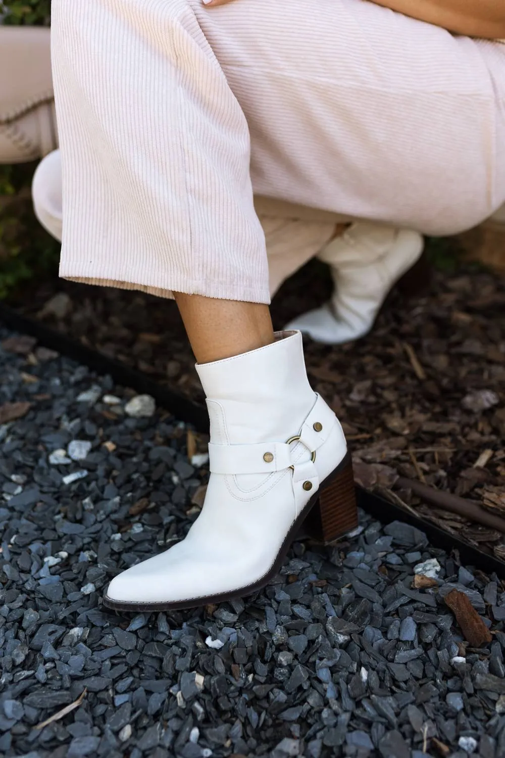 Women's Jackson Ankle Boots In White