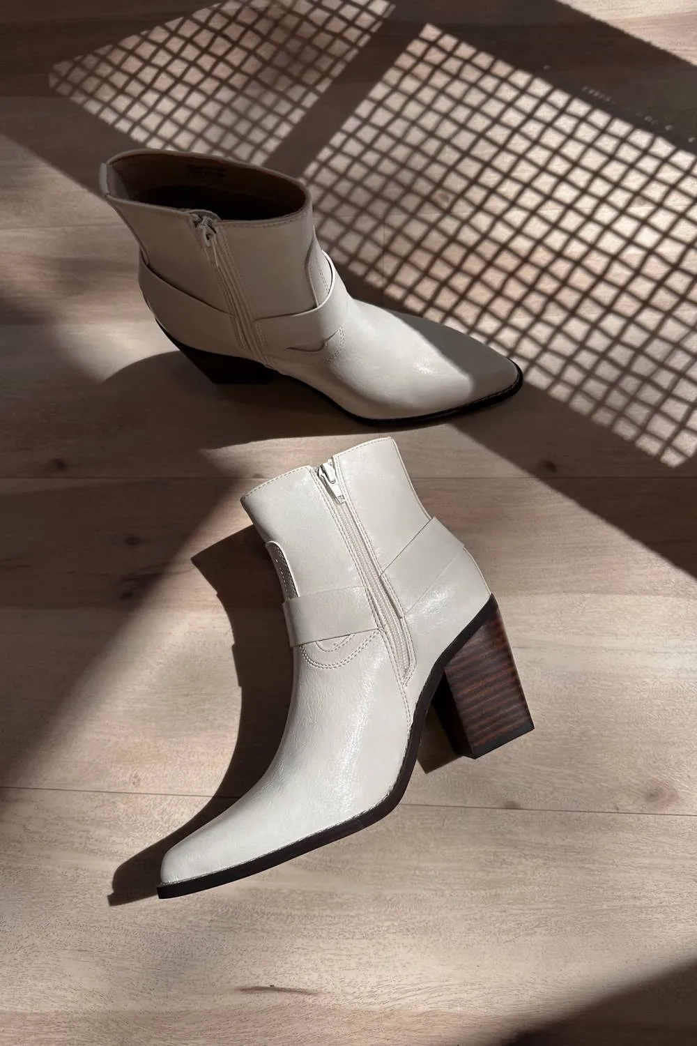 Women's Jackson Ankle Boots In White
