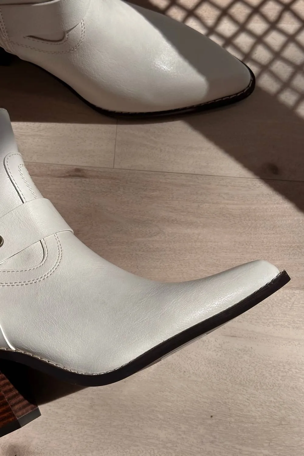 Women's Jackson Ankle Boots In White