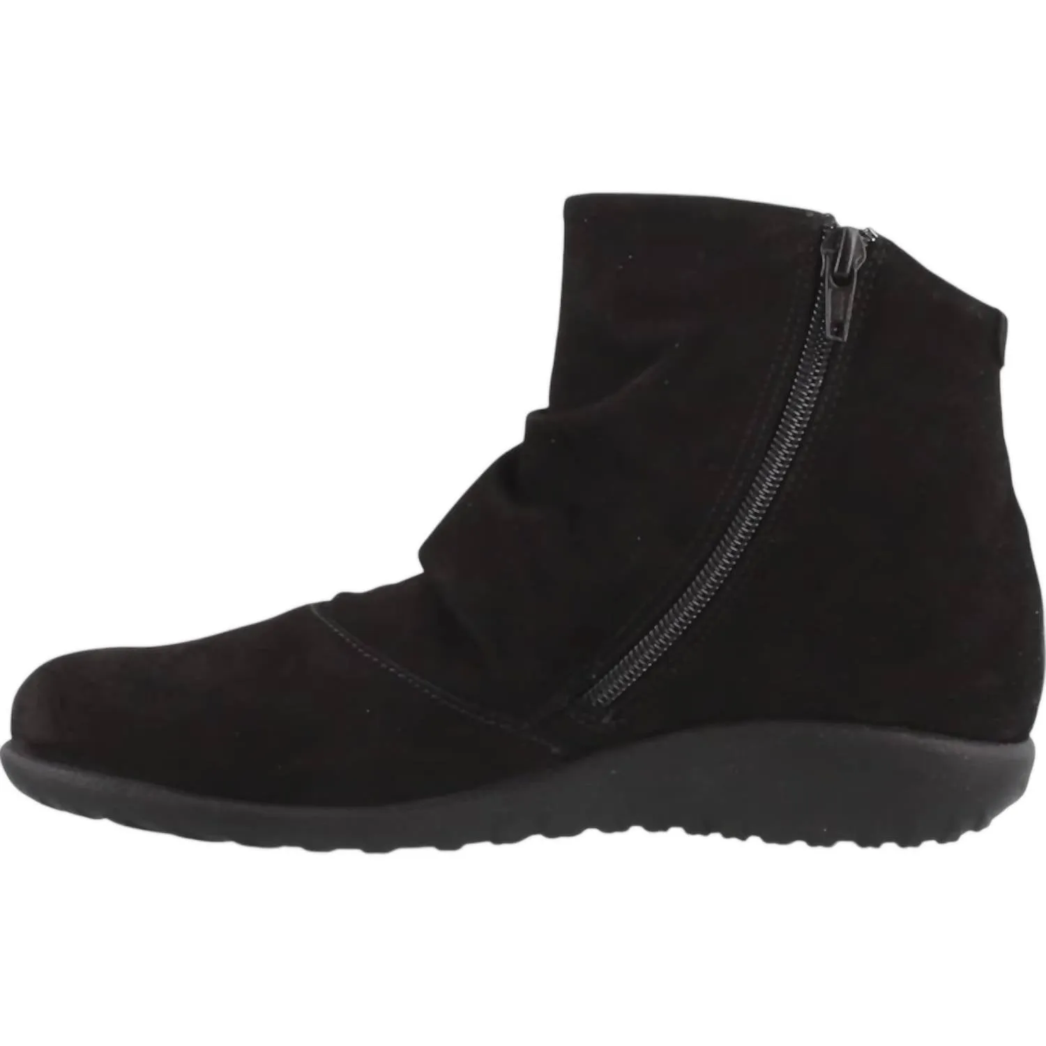 Women's Kahika Boots In Black Velvet