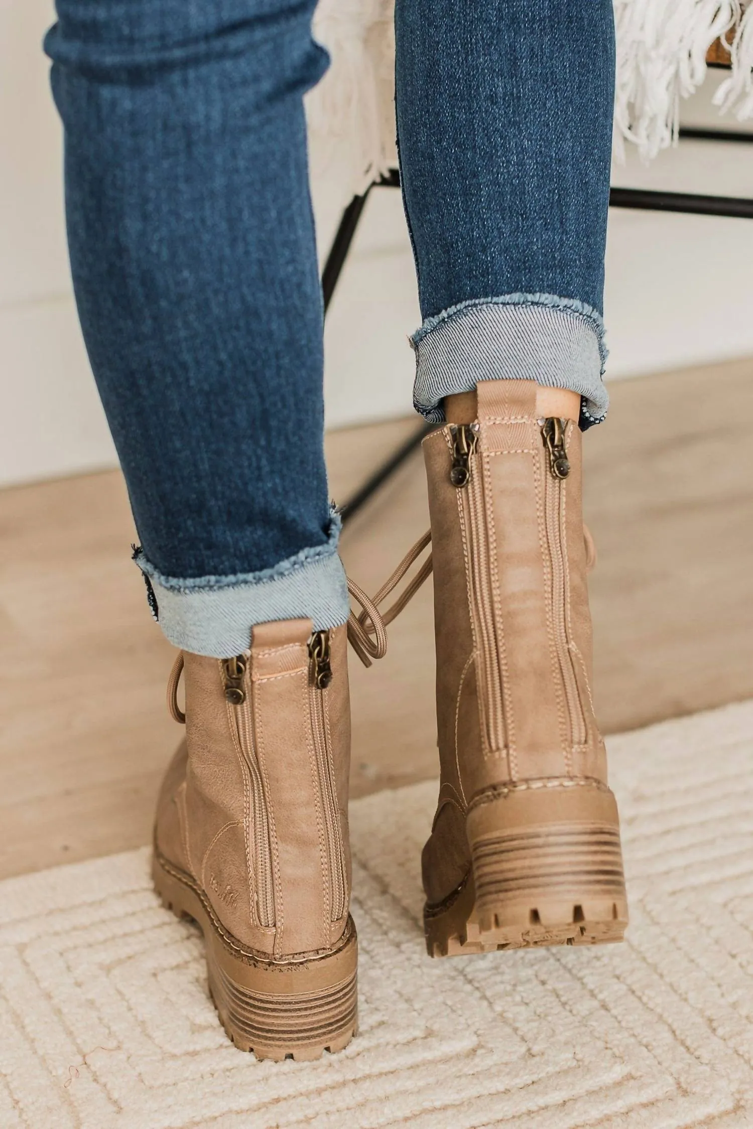 Women's Leith Ankle Boot In Almond Redwood