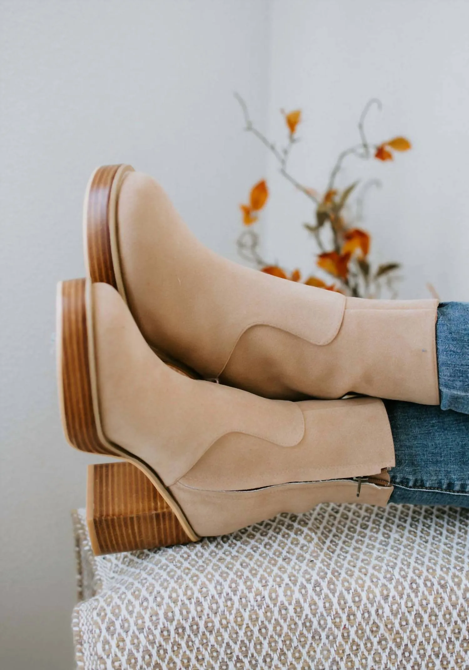 Women's Luca Block Heel Bootie In Khaki