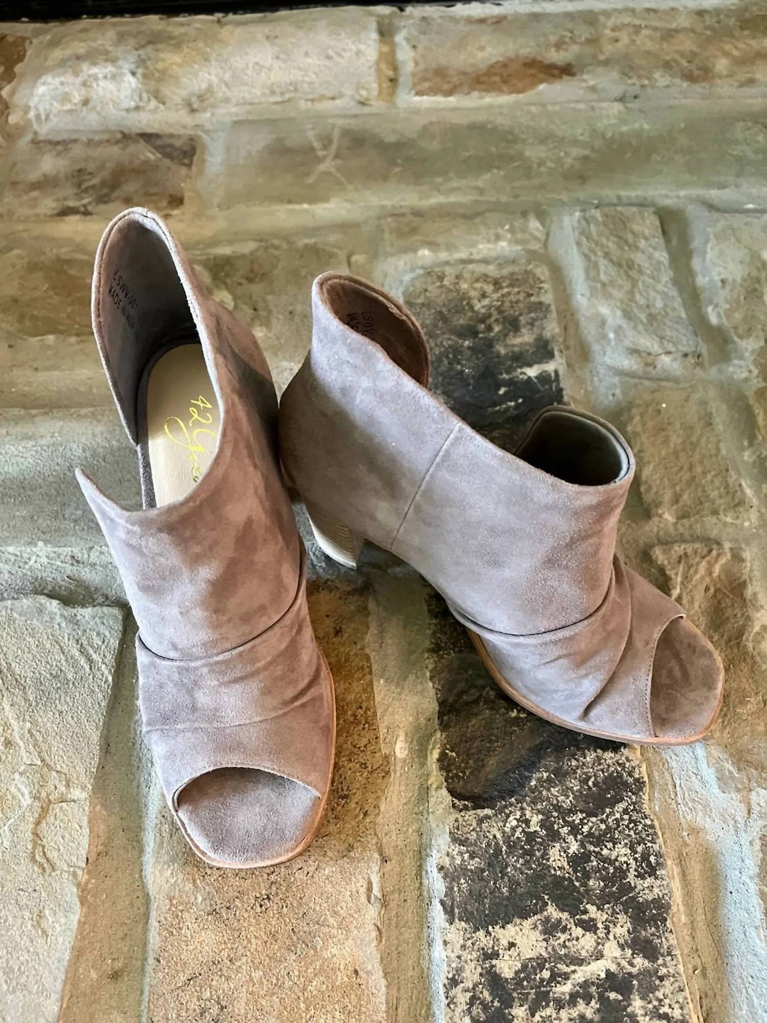 Women's Luxury 42 Gold Loyalty Peep Hole Bootie In Grey