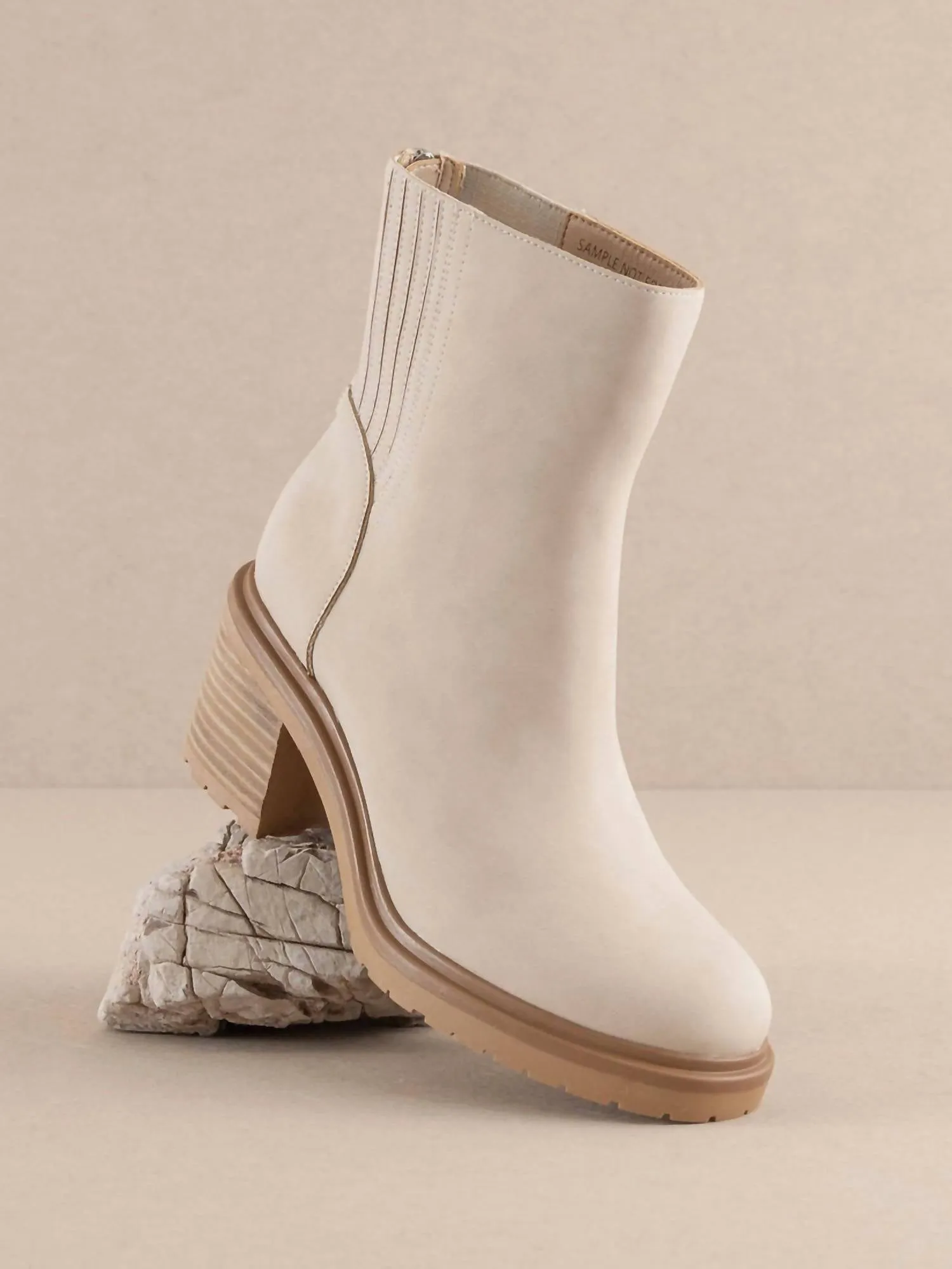 Women's Megan Chelsea Bootie In Light Grey