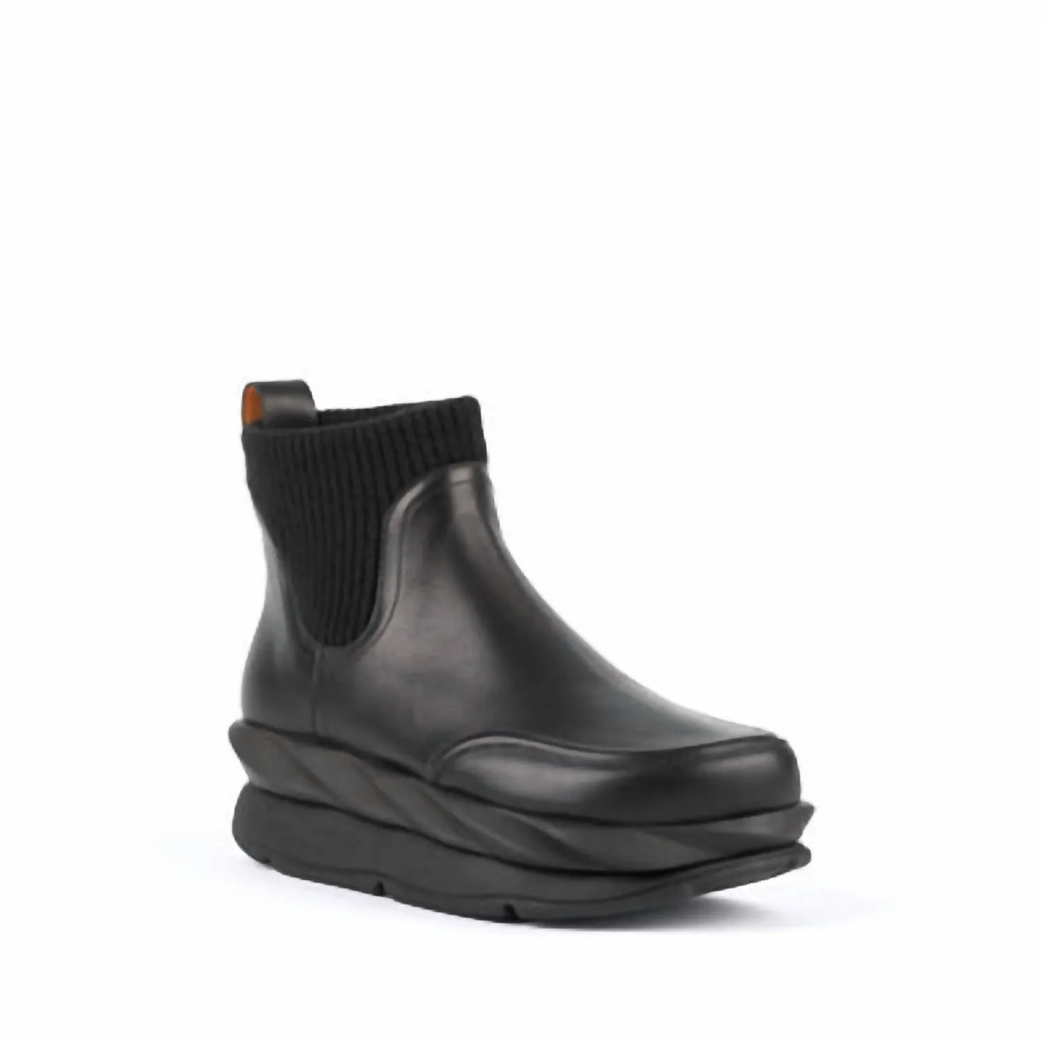 Women's Mellow Flow Chelsea Boot In Black
