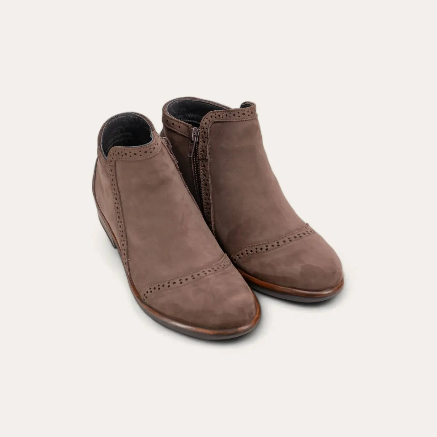 Women's Nefasi Booties - Medium In Coffee Bean Nubuck