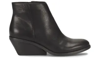 Women's Nina Boots In Black