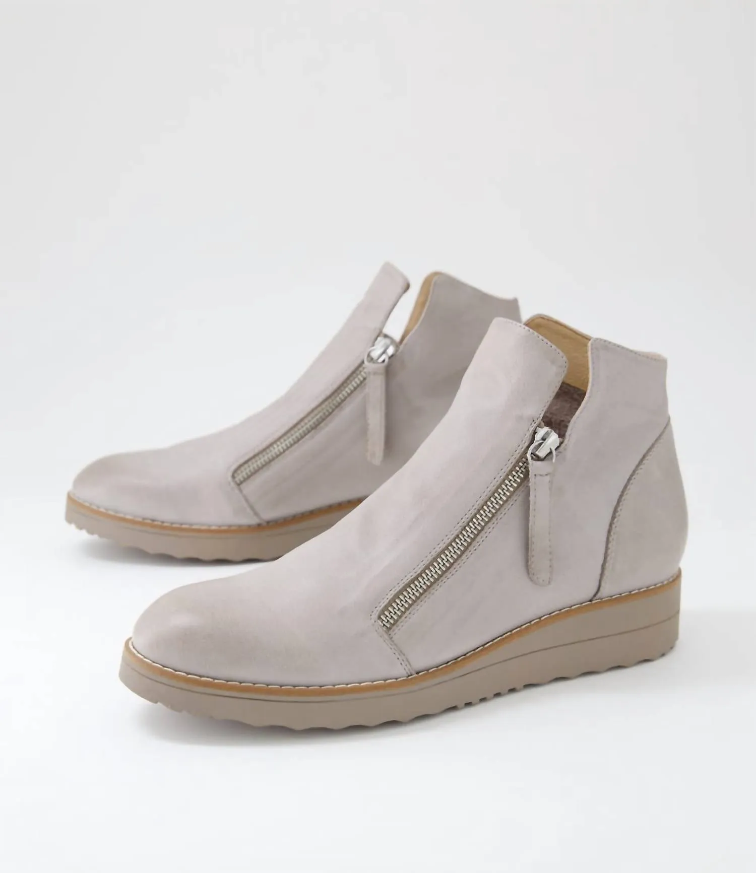 Women's Ohmy Leather Ankle Boots In Smoke/smoke Sole
