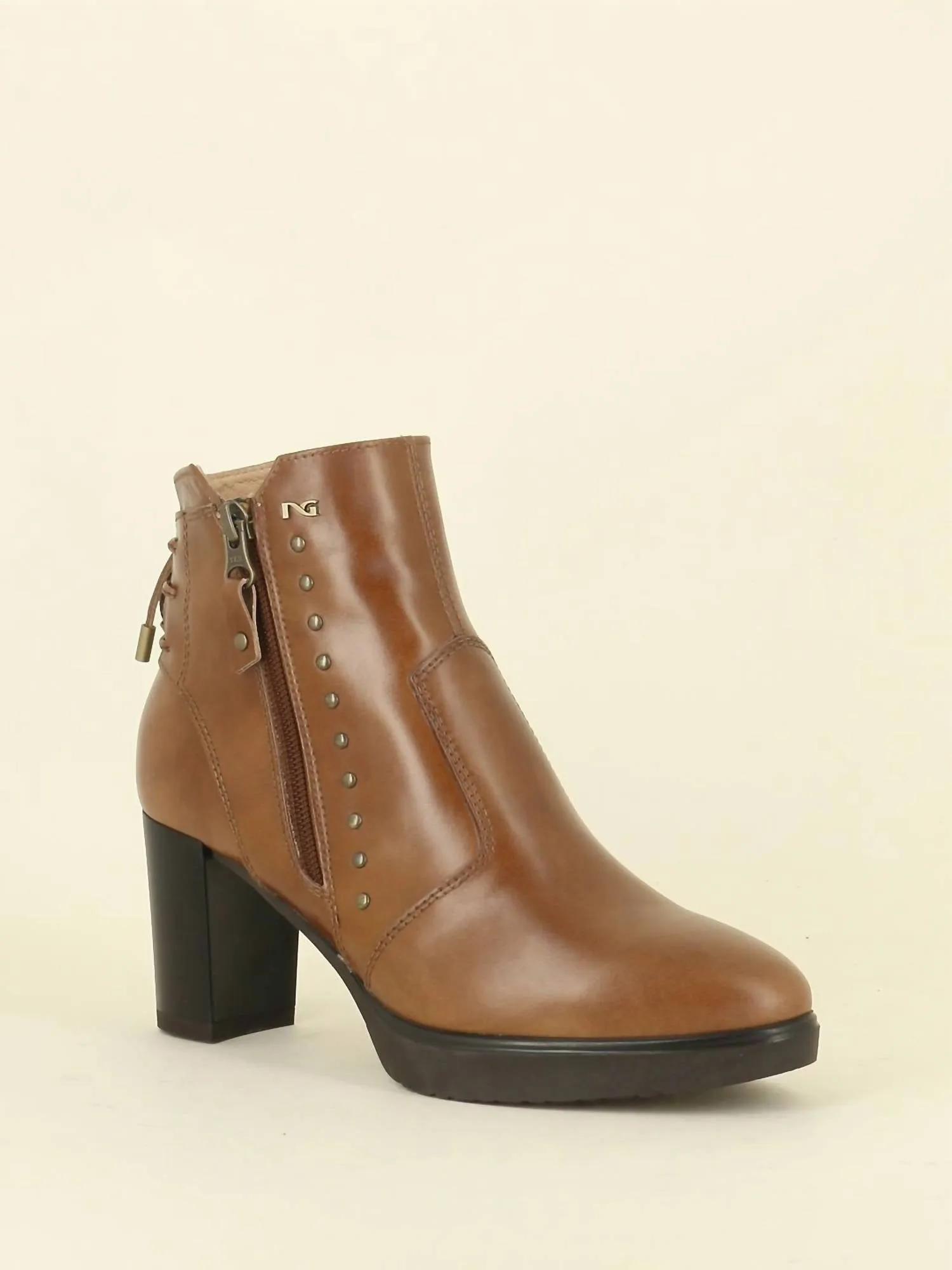 Women's Renegade Bootie In Cognac