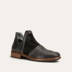 Women's Rivotra Boots - Medium In Perfect Black Combo / Soft Black