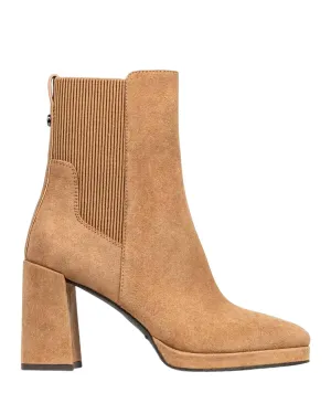 Women's Rosemary Ankle Boot In Brown Suede